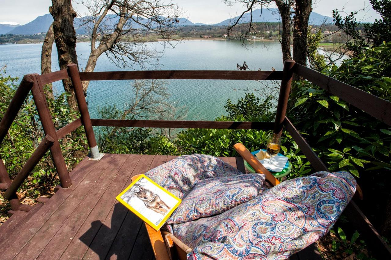 Casa Vacanze Tana Della Volpe Ispra Buitenkant foto